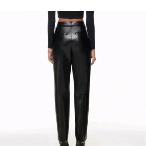 Aritzia Babaton New Command Mid Rise Pants Black Size:6 NEW Faux Leather - Picture 4 of 12